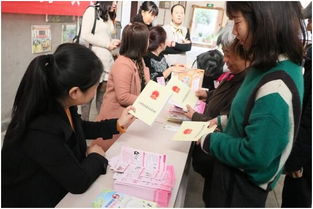 扬子洲镇妇联开展 江西省家庭教育促进条例 宣传咨询服务活动